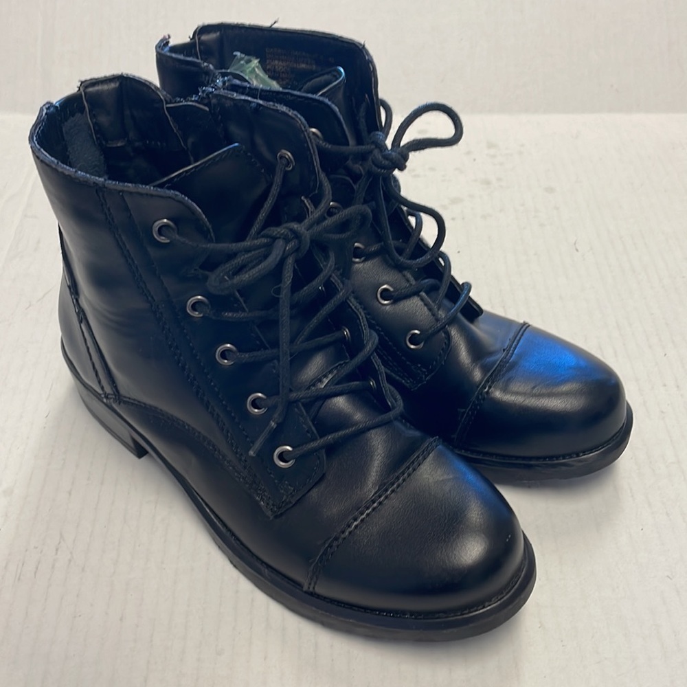 Madden Girl Darria combat boots